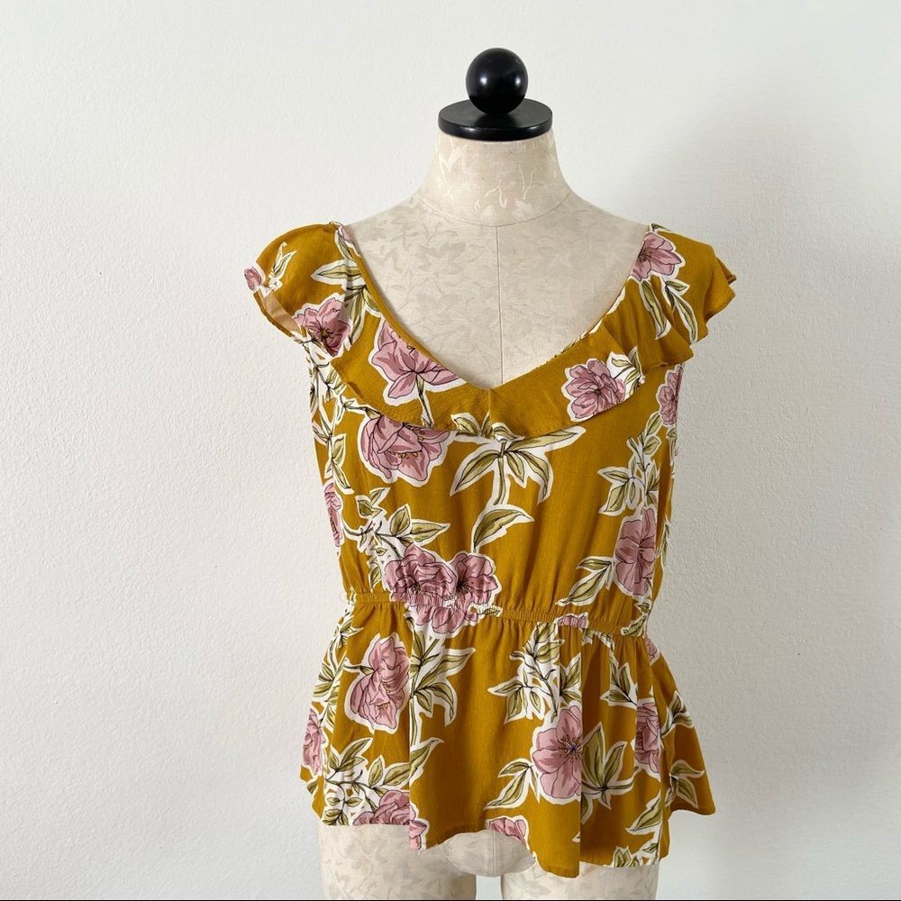 Cupcakes & Cashmere marigold floral blouse top
